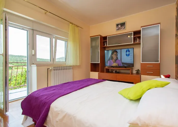 Marija By Interhome * שיבניק