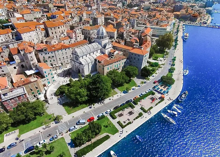 דירה Marija By Interhome שיבניק